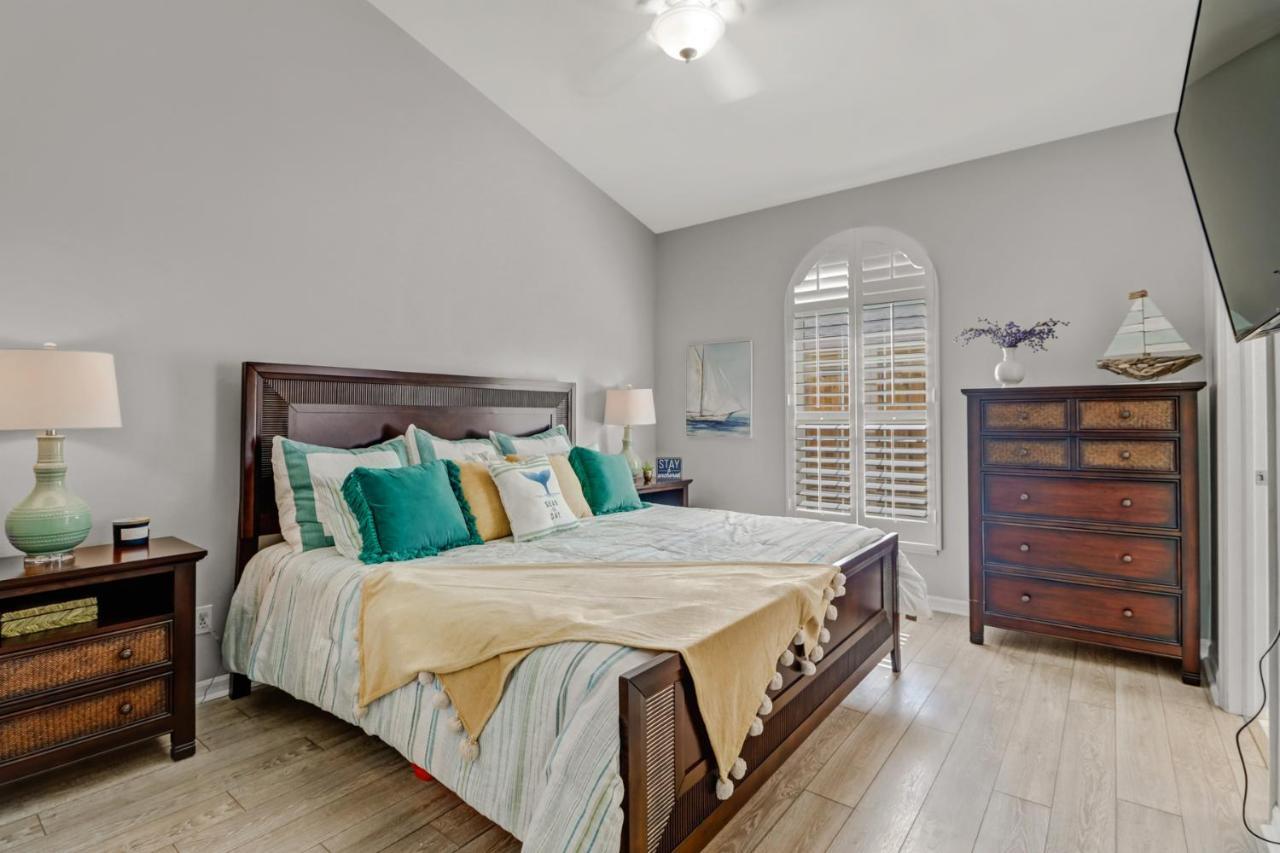 Cozy Beach House - 5 Minutes From Vanderbilt Beach Naples Ngoại thất bức ảnh